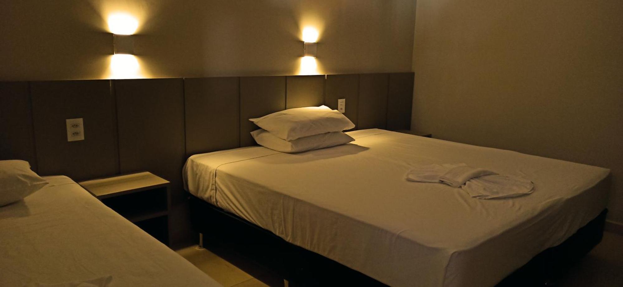 Sleep Hotel Toledo  Buitenkant foto