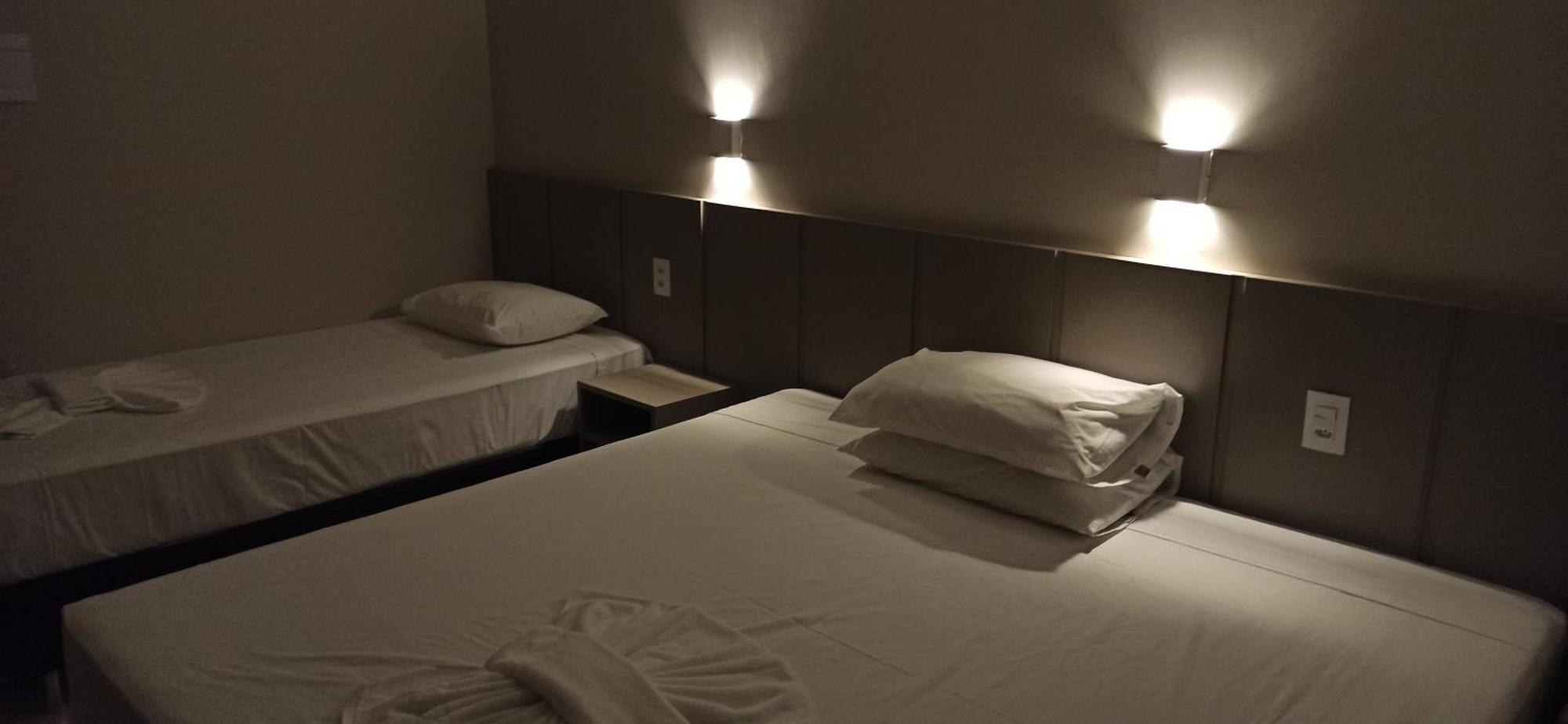 Sleep Hotel Toledo  Buitenkant foto