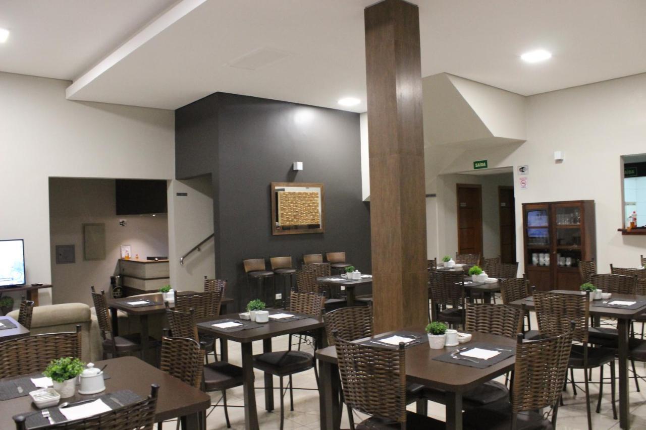 Sleep Hotel Toledo  Buitenkant foto