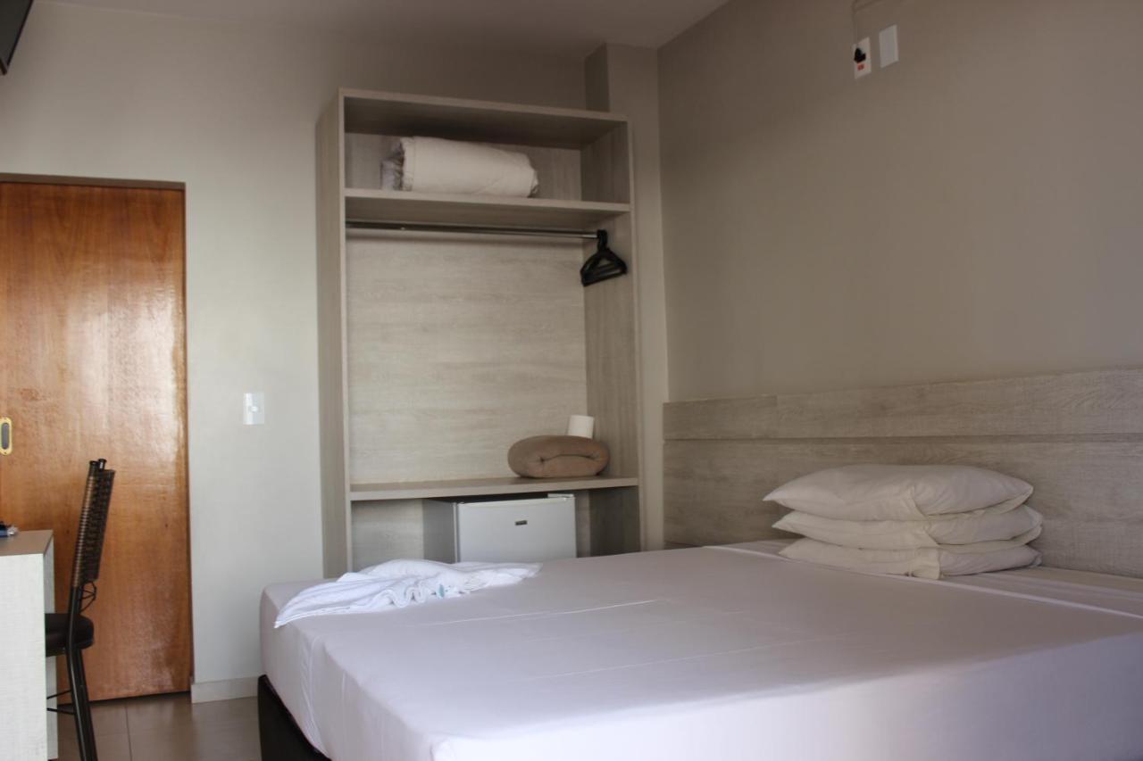 Sleep Hotel Toledo  Buitenkant foto